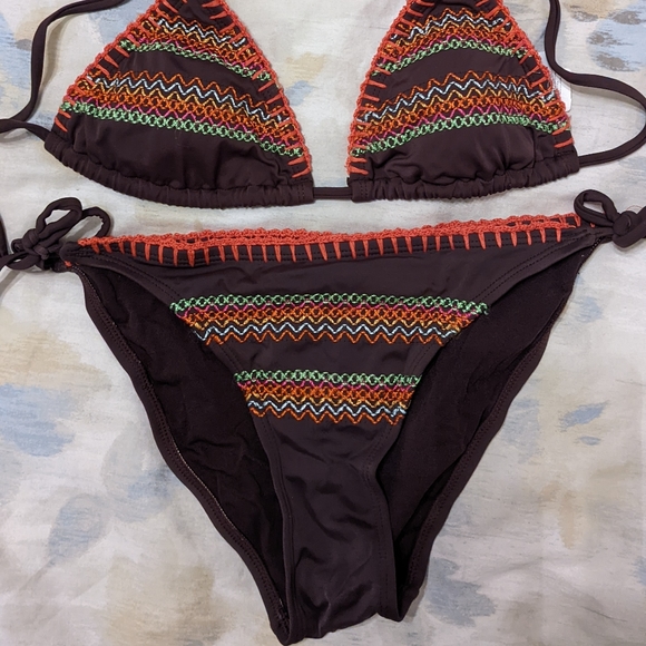 Bathing suit - Picture 1 of 4